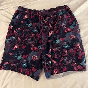 LuLaRoe Jamie Shorts, 2XL, drawstring waist, has pockets